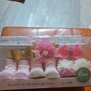 Pink and Gold Baby Booties & Headwrap Set🥰🥰🥰